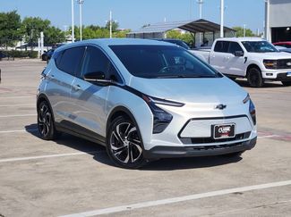 Used 2023 Chevrolet Bolt LT w/ Infotainment Package FWD video 2