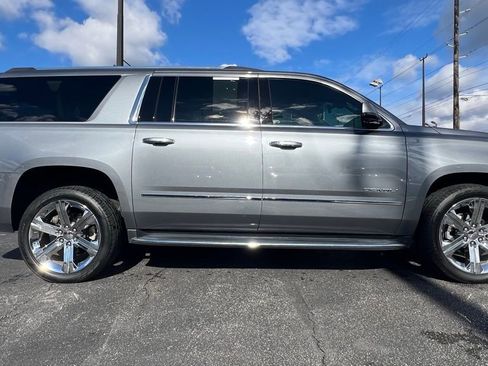 Used 2019 GMC Yukon XL Denali w/ Open Road Package image 9
