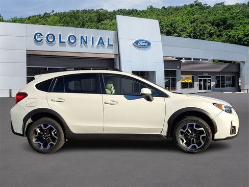 Used 2016 Subaru Crosstrek 2.0i Premium image 7