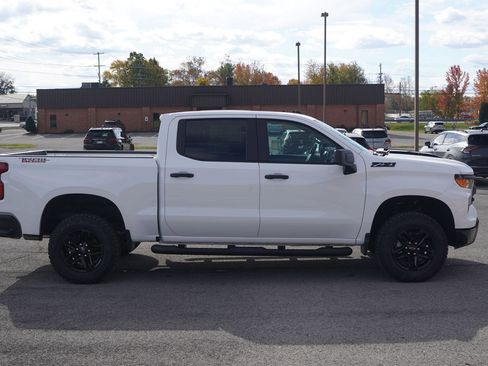 New 2026 Chevrolet Silverado 1500 Custom Trail Boss w/ LPO, Dark Essentials Package image 2