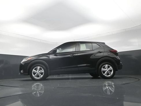 Used 2025 Nissan Kicks Play S FWD image 31
