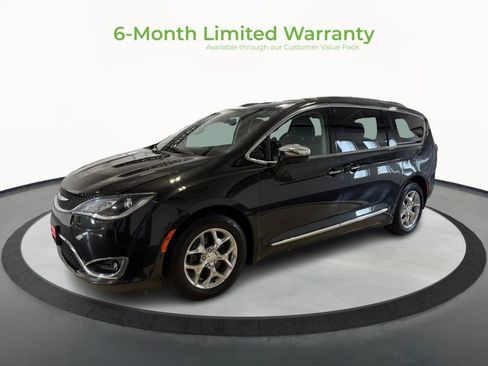 Used 2020 Chrysler Pacifica Limited w/ Advanced Safetytec Group FWD image 3