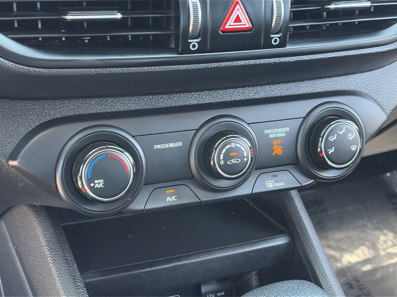 Used 2023 Kia Forte LXS w/ LXS Technology Package FWD image 26