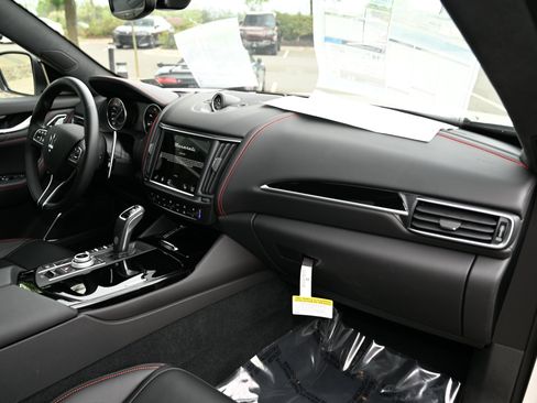 Used 2024 Maserati Levante Modena Ultima AWD/4WD image 47