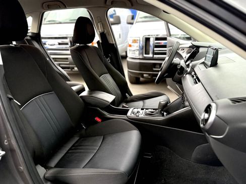 Used 2019 MAZDA CX-3 Sport image 6