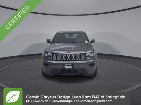 Used 2019 Jeep Grand Cherokee Altitude RWD image 5