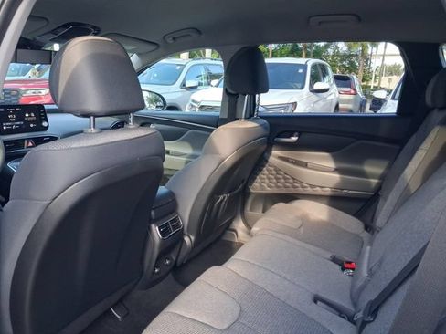 Used 2023 Hyundai Santa Fe SE FWD image 5