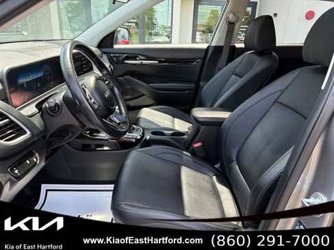 Used 2024 Kia Seltos EX AWD/4WD image 28