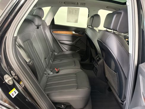 Used 2022 Audi Q5 2.0T Premium Plus AWD/4WD image 31