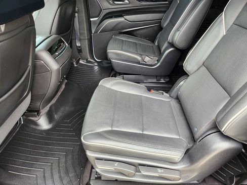 Used 2023 Cadillac Escalade ESV Sport w/ Touring Package RWD image 30