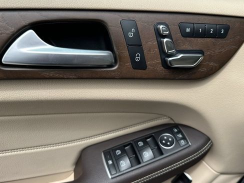 Used 2018 Mercedes-Benz GLE 350 4MATIC image 11