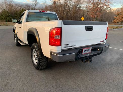 Used 2011 GMC Sierra 3500 W/T w/ Snow Plow Prep Package image 8