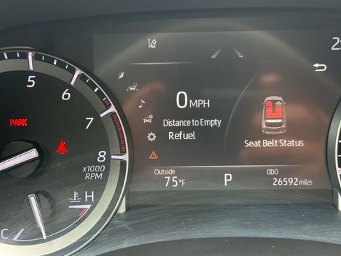 Used 2022 Toyota Highlander XSE FWD image 8