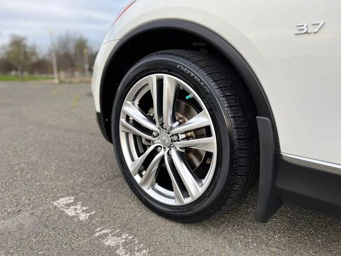 Used 2014 INFINITI QX50 Journey w/ Premium Package image 25