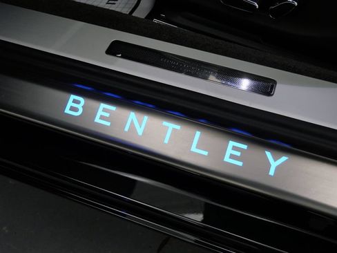 Used 2021 Bentley Continental GT AWD/4WD image 17