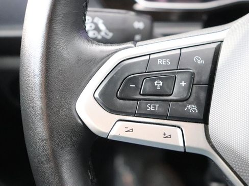 Used 2024 Volkswagen Jetta SE FWD image 27