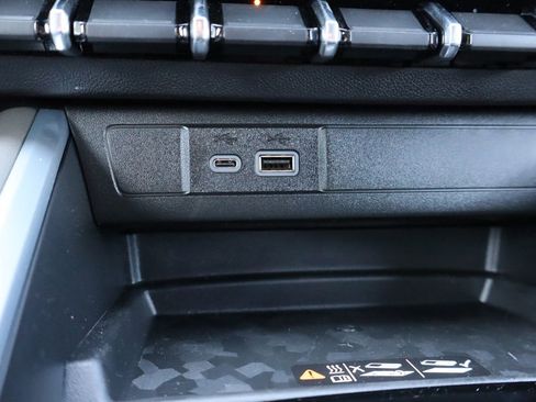New 2026 Chevrolet Colorado ZR2 AWD/4WD image 17