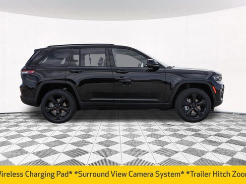 New 2025 Jeep Grand Cherokee Limited w/ Luxury Tech Group II image 11