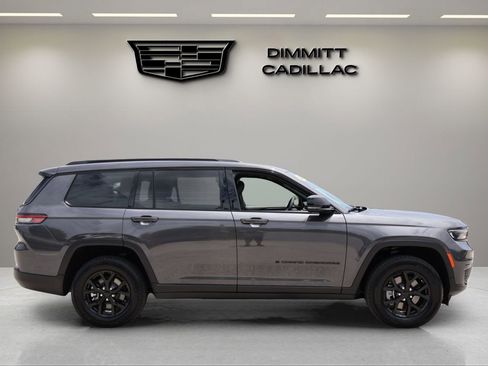 Used 2024 Jeep Grand Cherokee L Altitude AWD/4WD image 6