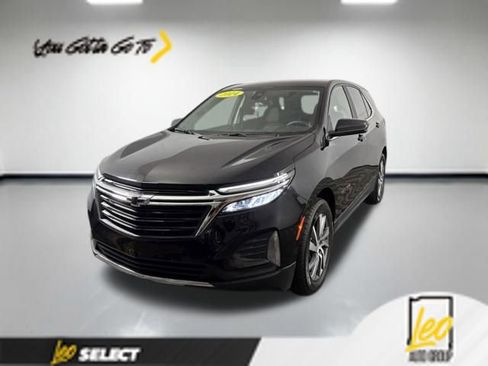 Used 2024 Chevrolet Equinox LT w/ LPO, Floor Liner Package FWD image 1