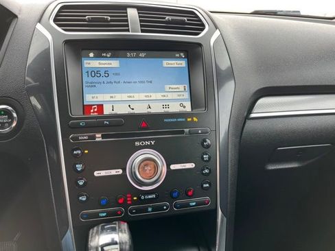 Used 2018 Ford Explorer Sport w/ Equipment Group 401A image 45
