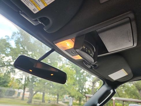 Used 2017 Ford Expedition EL XLT image 22