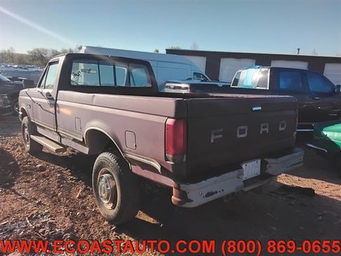 Used 1989 Ford F250 4x4 Regular Cab image 3