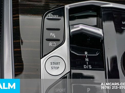 Used 2025 BMW X5 xDrive50e image 49