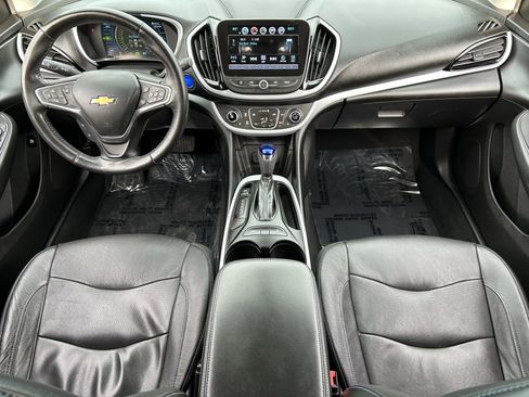 Used 2017 Chevrolet Volt LT w/ Comfort Package image 14