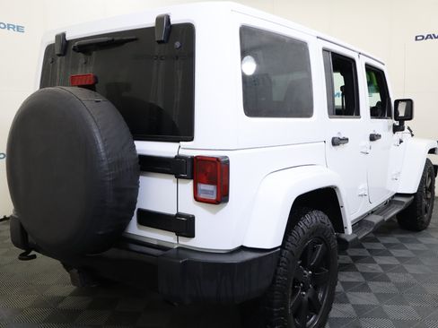 Used 2014 Jeep Wrangler Altitude image 5