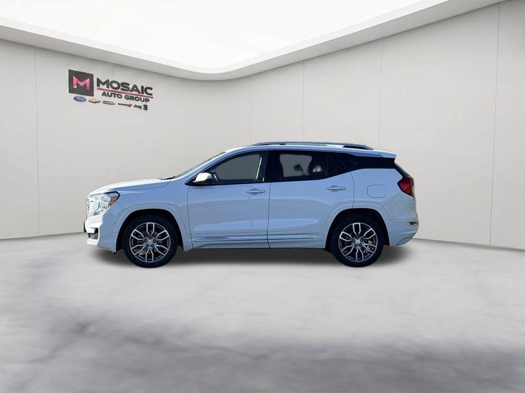 Used 2024 GMC Terrain Denali w/ LPO, Floor Liner Package AWD/4WD image 5