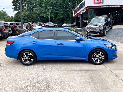 Used 2023 Nissan Sentra SV w/ All-Weather Package FWD image 4