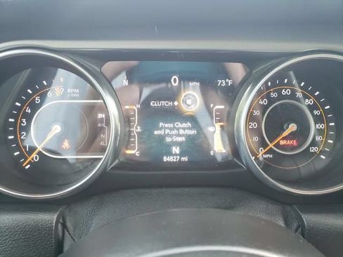 Used 2021 Jeep Wrangler Unlimited Sport AWD/4WD image 32
