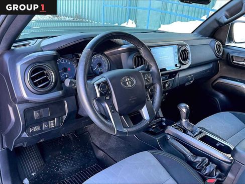 Used 2021 Toyota Tacoma TRD Sport image 18