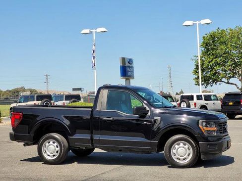 Certified 2025 Ford F150 XL RWD image 3