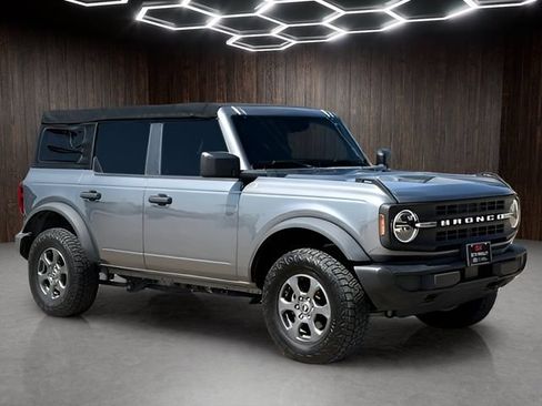 Certified 2021 Ford Bronco 4-Door AWD/4WD image 1