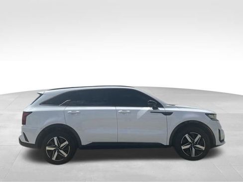 Used 2022 Kia Sorento EX FWD image 5