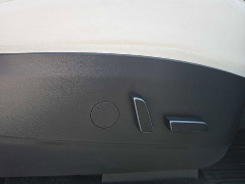 Used 2023 Tesla Model Y AWD image 6