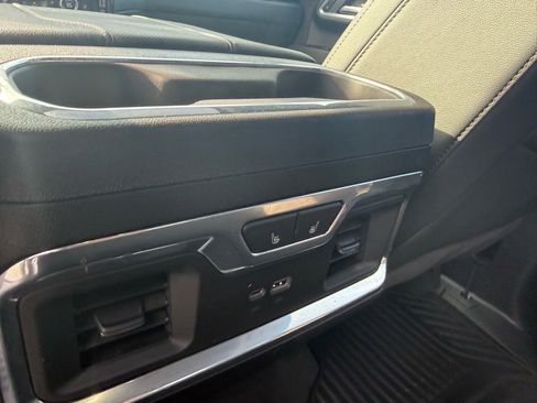 Used 2025 Chevrolet Silverado 2500 LTZ w/ LTZ Premium Package image 16