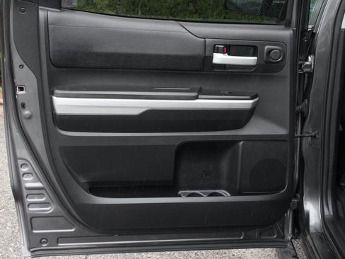 Used 2015 Toyota Tundra SR5 w/ TRD Off Road Package image 32