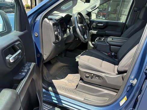 Used 2024 Chevrolet Silverado 1500 Custom RWD image 8