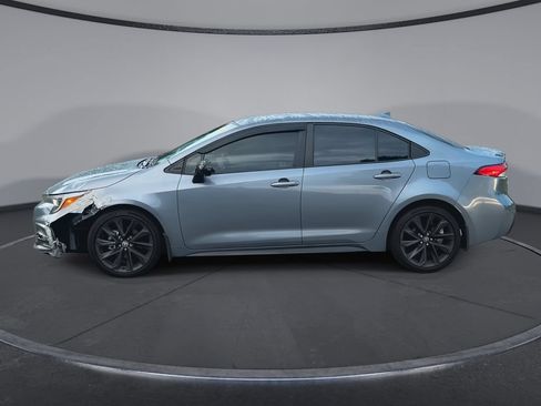 Used 2024 Toyota Corolla SE FWD image 5
