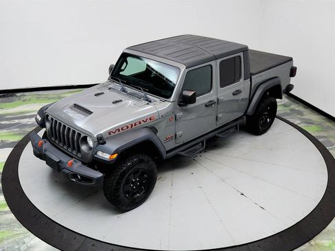 Used 2020 Jeep Gladiator Mojave w/ Cold Weather Group AWD/4WD image 29