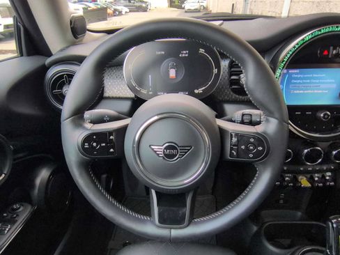 Used 2024 MINI Cooper SE FWD image 24
