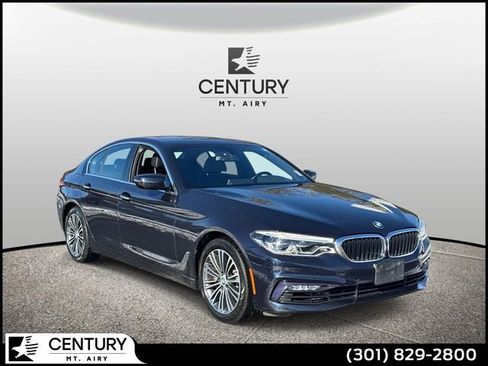 Used 2017 BMW 540i xDrive 540i xDrive image 1