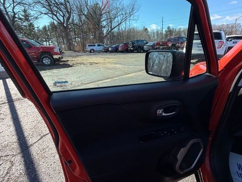 Used 2016 Jeep Renegade Sport w/ Power & Air Group AWD/4WD image 9