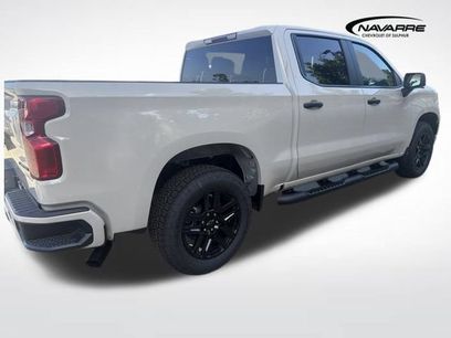 New 2026 Chevrolet Silverado 1500 Custom w/ Turbomax Blackout Package