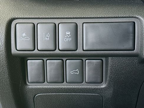Used 2025 Mitsubishi Eclipse Cross SE AWD/4WD image 17