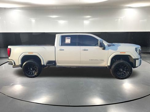 Used 2024 GMC Sierra 2500 Denali w/ Denali Reserve Package image 4