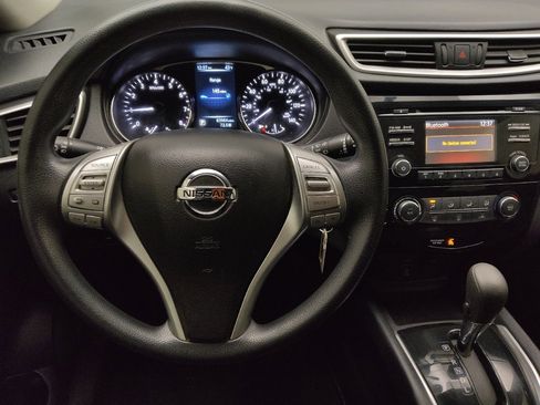 Used 2015 Nissan Rogue S AWD/4WD image 22